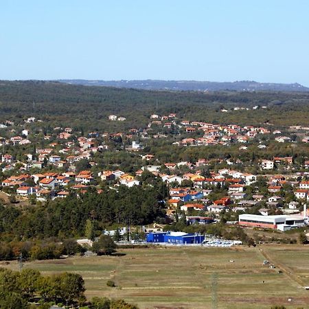 Apartments With A Parking Space Vinez, Labin - 11851 المظهر الخارجي الصورة