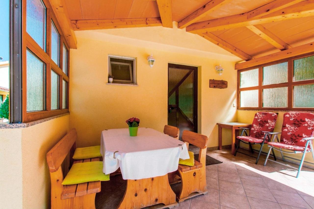 Apartments With A Parking Space Vinez, Labin - 11851 المظهر الخارجي الصورة